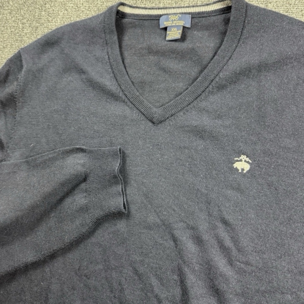 Brooks Brothers 346 Sweater Mens XXL Navy Blue Extra Fine Merino Wool V-Neck